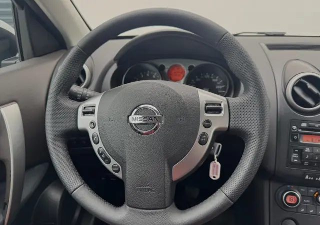 NISSAN Qashqai 2.0 Acenta