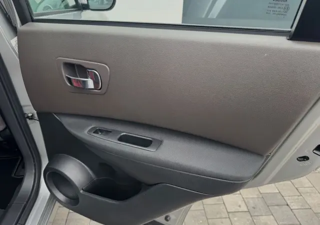 NISSAN Qashqai 2.0 Acenta