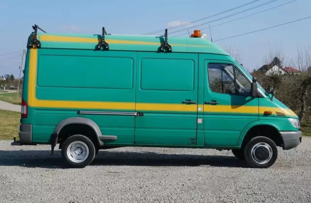 MERCEDES-BENZ Sprinter 