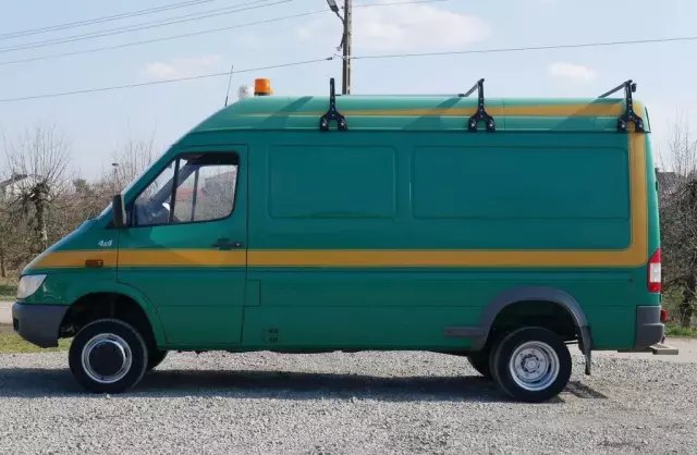 MERCEDES-BENZ Sprinter 