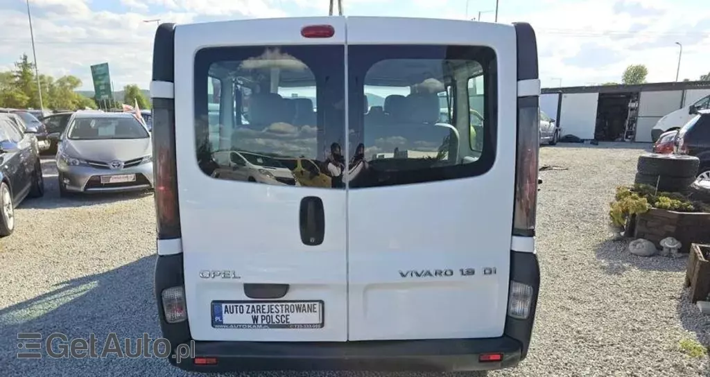 OPEL Vivaro 