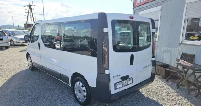 OPEL Vivaro 