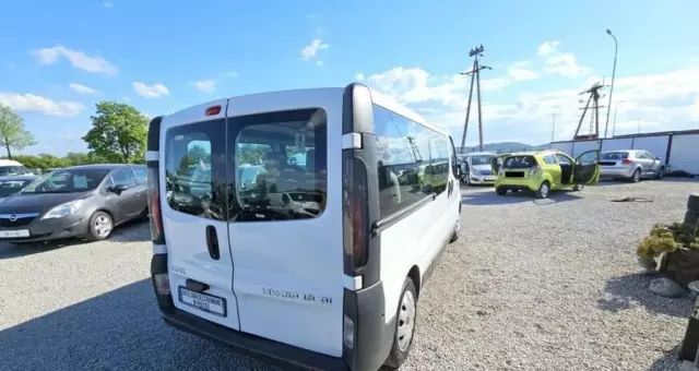 OPEL Vivaro 