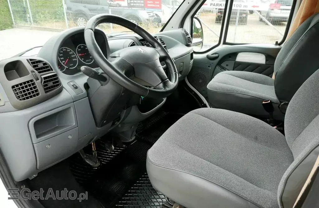 PEUGEOT Boxer 
