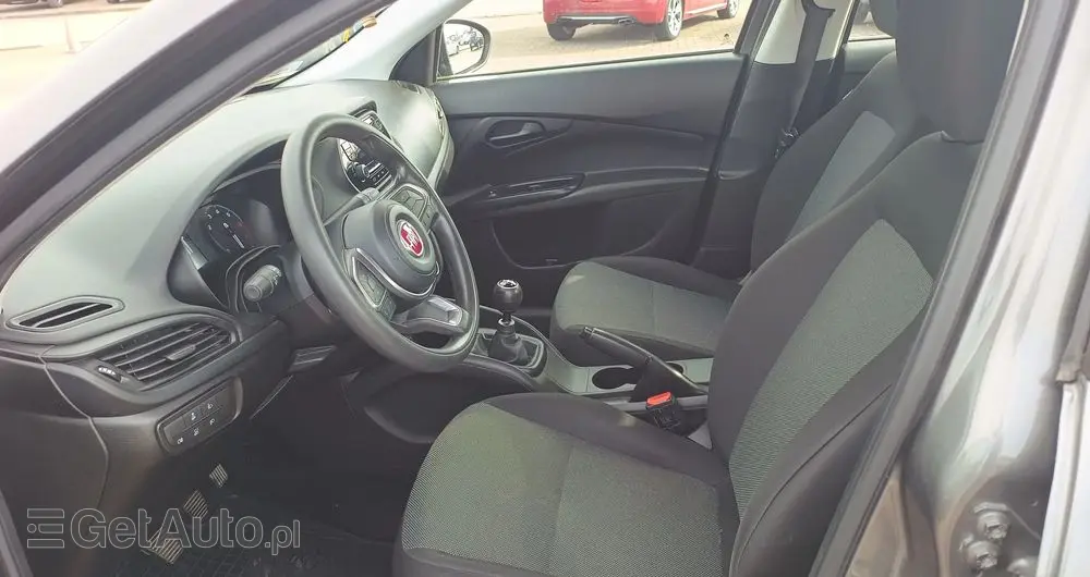 FIAT Tipo 1.4 16V Easy EU6d