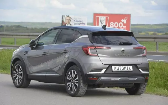 RENAULT Captur E-TECH PLUG-in 160 INITIALE PARIS