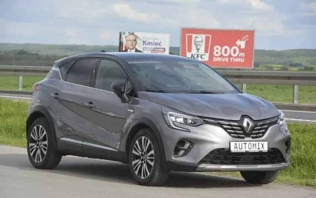RENAULT Captur E-TECH PLUG-in 160 INITIALE PARIS