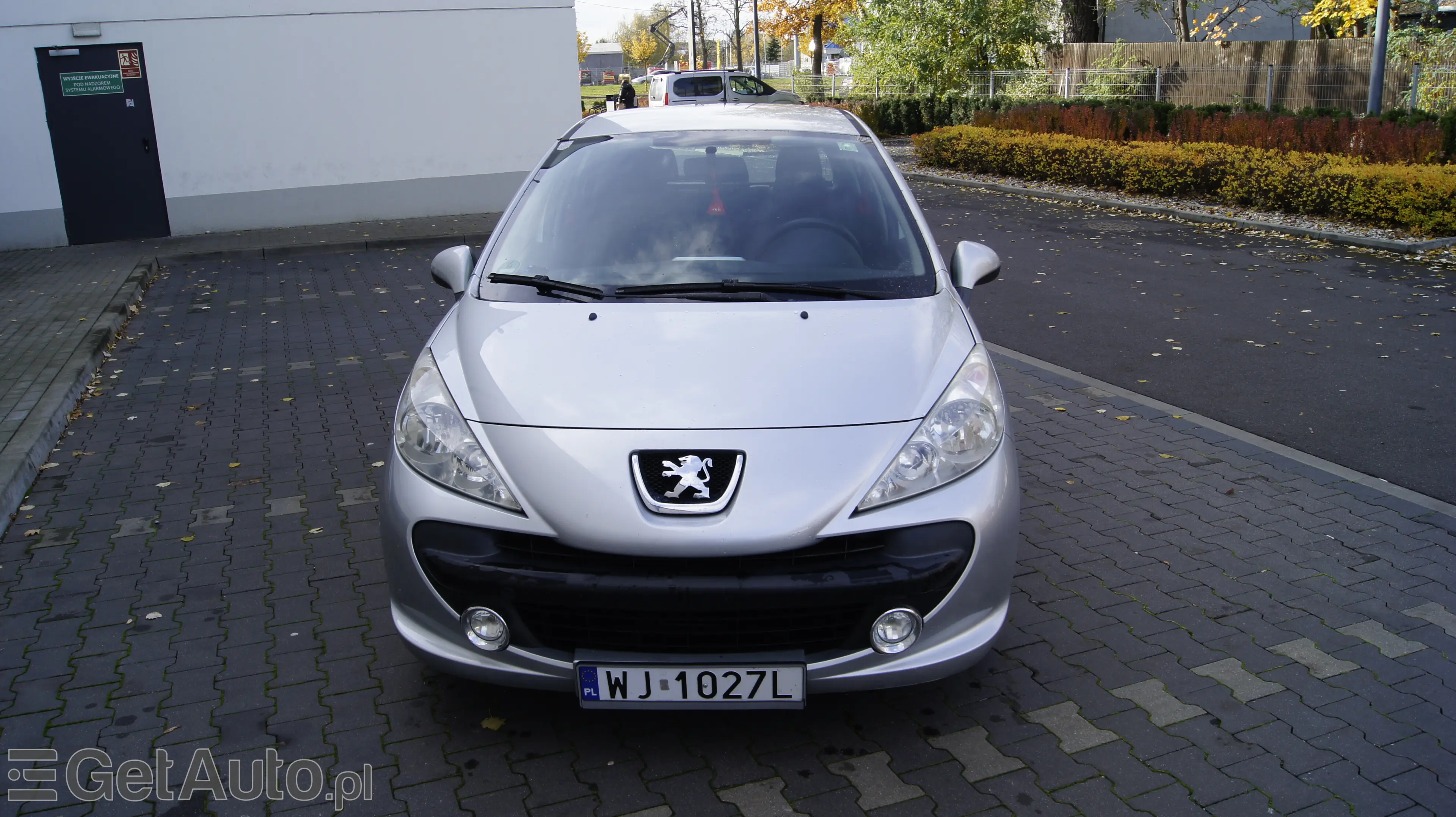 PEUGEOT 207 Presence 70