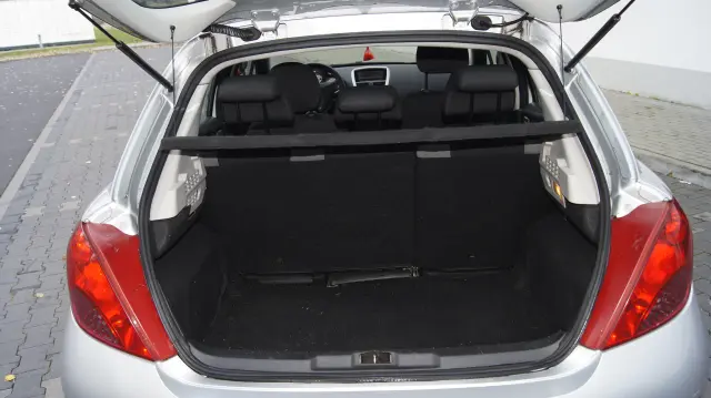 PEUGEOT 207 Presence 70