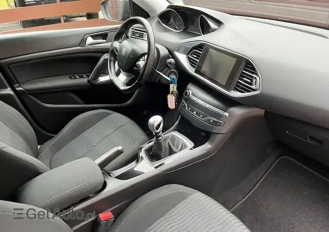 PEUGEOT 308 1.6 BlueHDi Business Line S&S