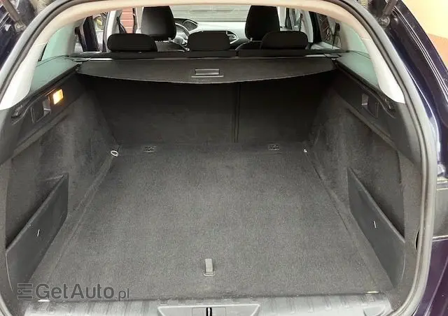 PEUGEOT 308 1.6 BlueHDi Business Line S&S