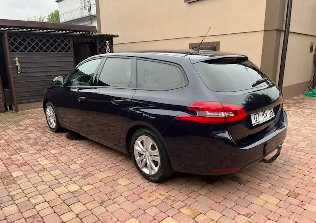 PEUGEOT 308 1.6 BlueHDi Business Line S&S