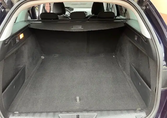 PEUGEOT 308 1.6 BlueHDi Business Line S&S