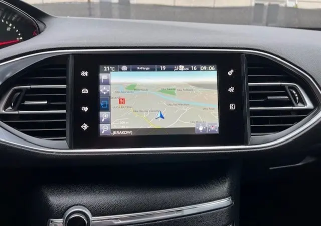 PEUGEOT 308 1.6 BlueHDi Business Line S&S