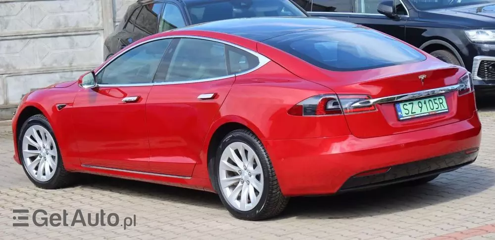 TESLA Model S Long Range Plus