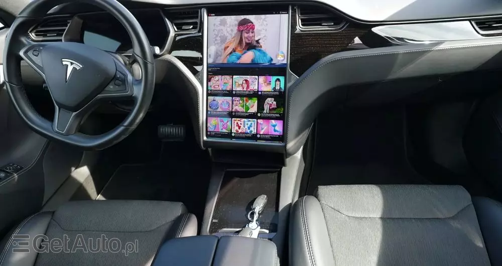 TESLA Model S Long Range Plus