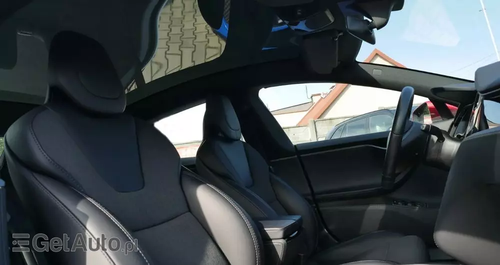 TESLA Model S Long Range Plus