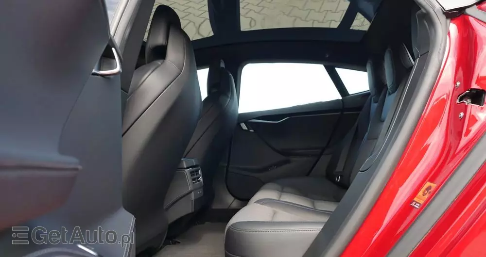 TESLA Model S Long Range Plus