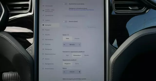 TESLA Model S Long Range Plus