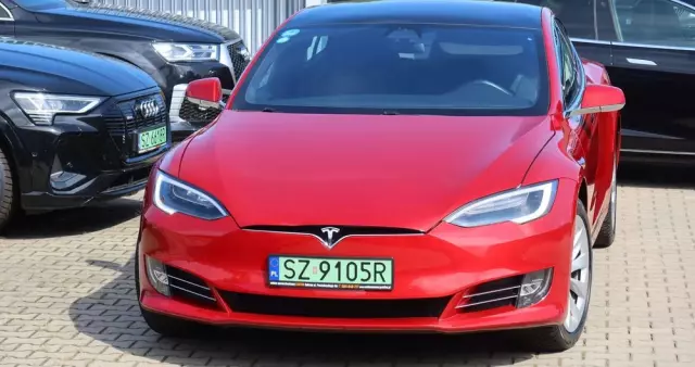 TESLA Model S Long Range Plus