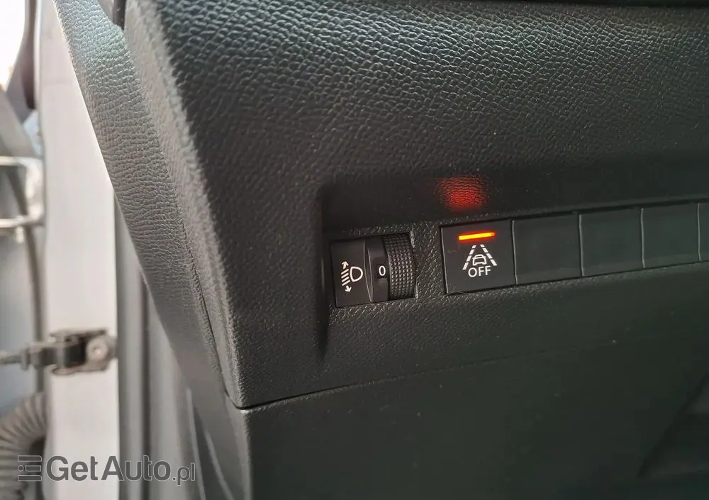 PEUGEOT 208 1.2 PureTech Active S&S