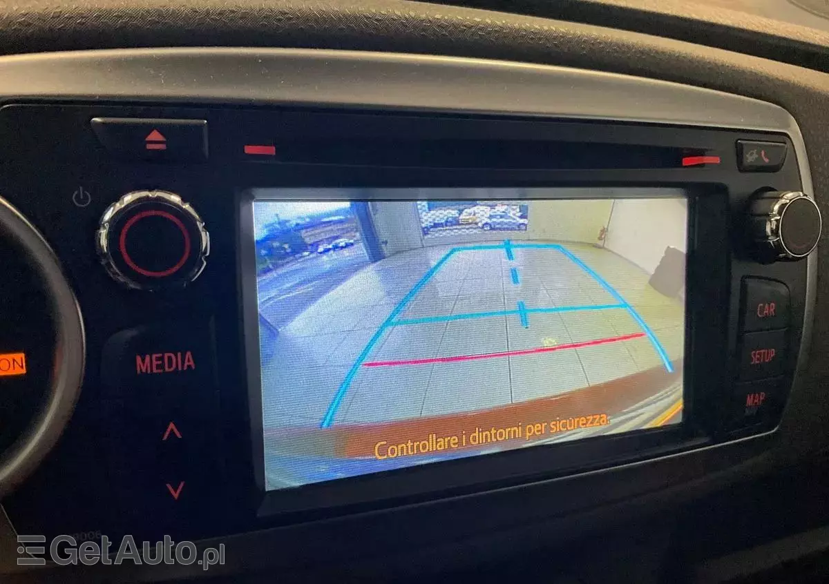 TOYOTA Yaris 1.33 Prestige