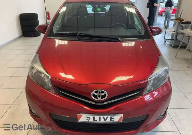 TOYOTA Yaris 1.33 Prestige