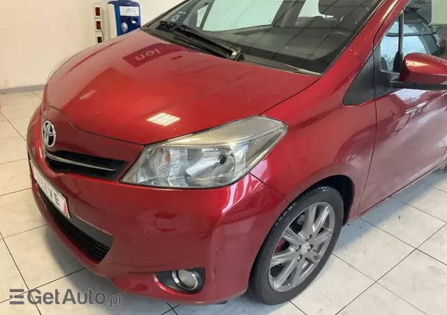 TOYOTA Yaris 1.33 Prestige