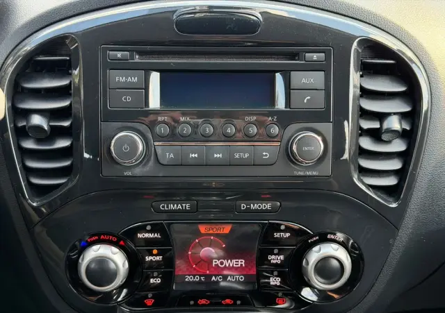 NISSAN Juke 1.6 Shiro