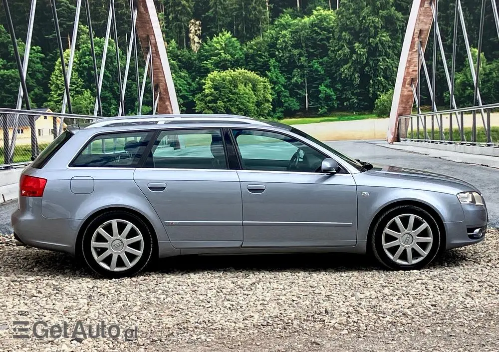 AUDI A4 1.8 T quattro