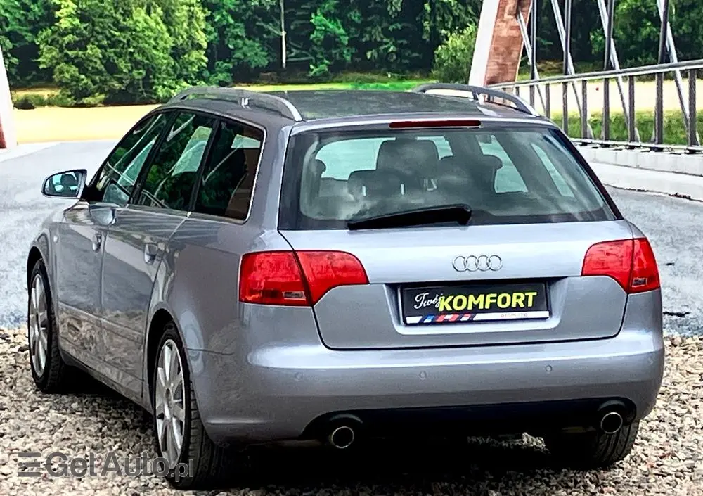 AUDI A4 1.8 T quattro