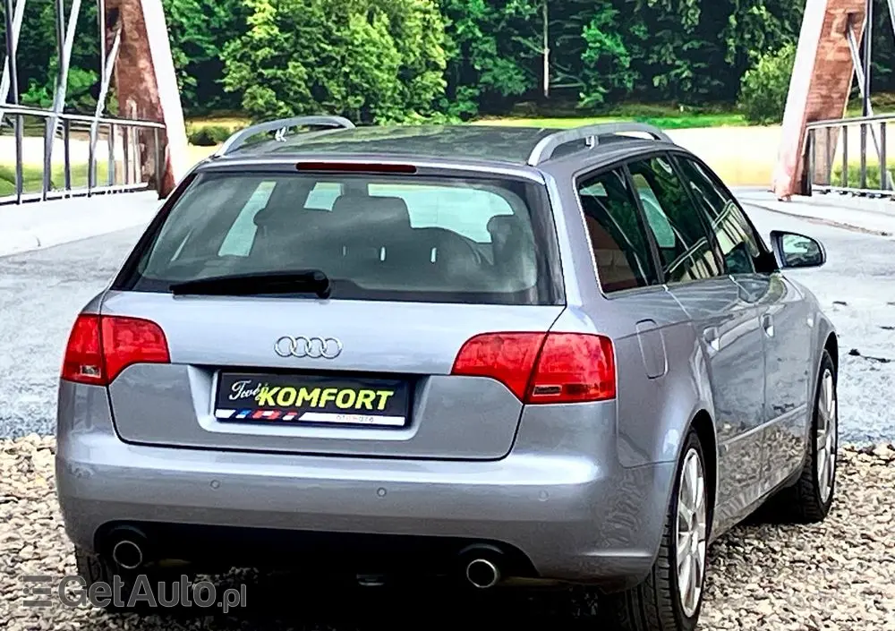 AUDI A4 1.8 T quattro