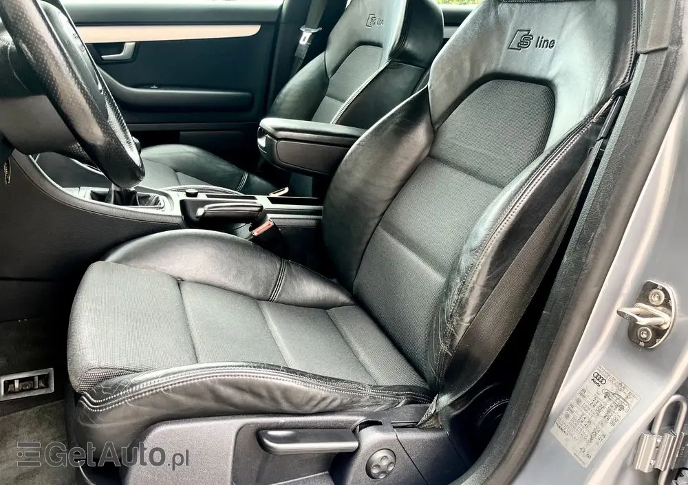 AUDI A4 1.8 T quattro