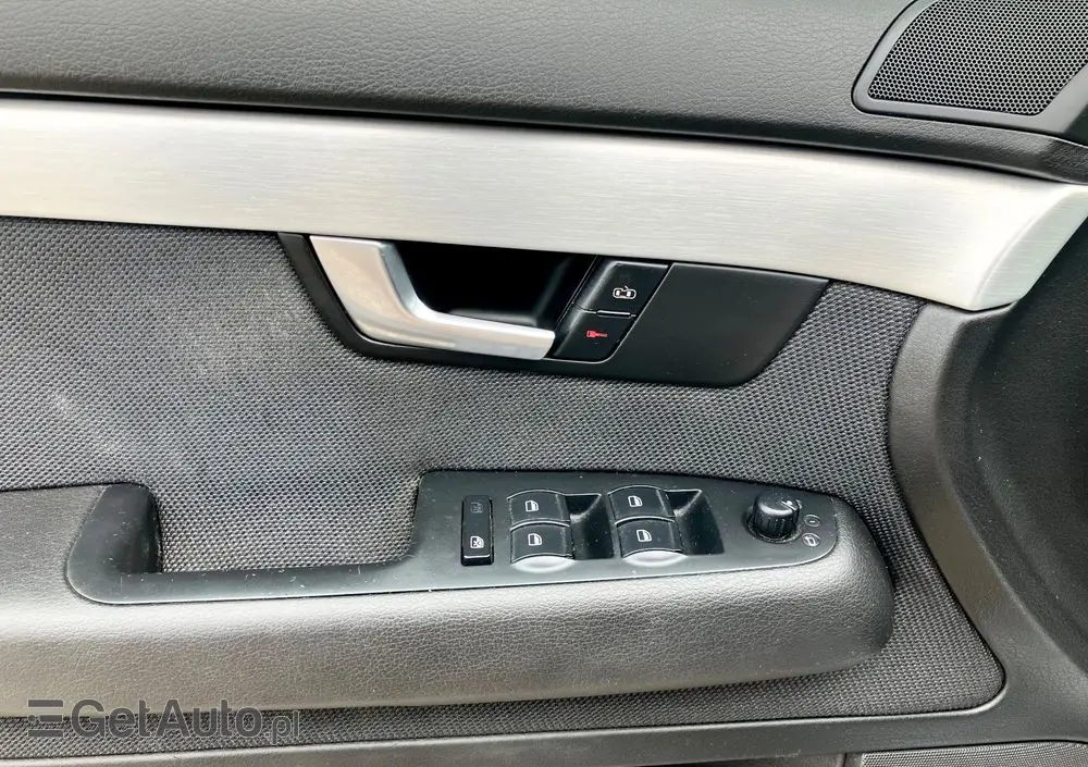 AUDI A4 1.8 T quattro