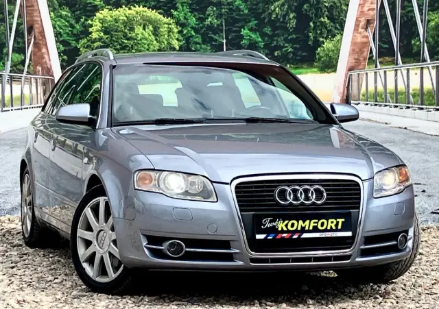 AUDI A4 1.8 T quattro