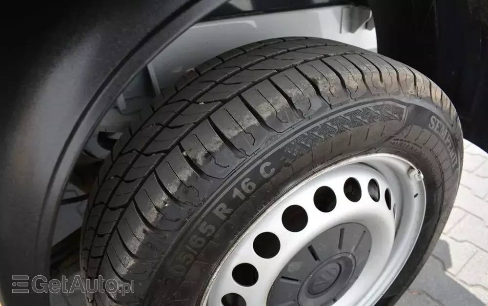 VOLKSWAGEN TRANSPORTER T6.1 DOKA 