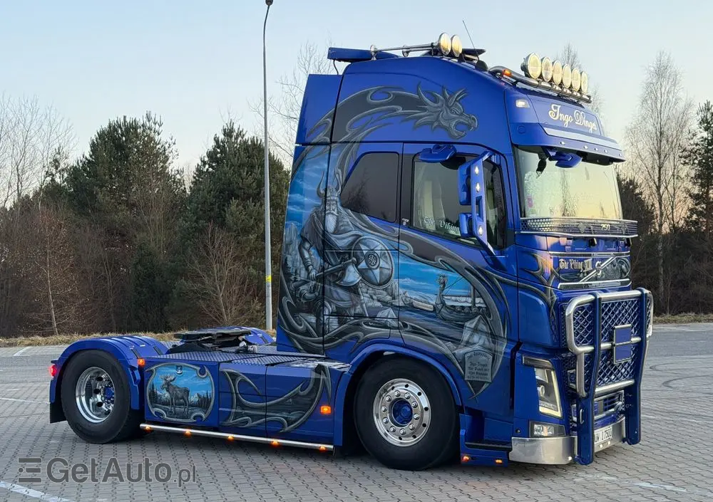 VOLVO FH16 750 Show Truck tuning perfekcyjny stan pełna opcja XL 