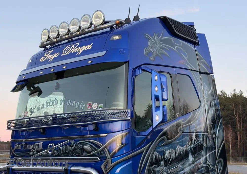 VOLVO FH16 750 Show Truck tuning perfekcyjny stan pełna opcja XL 