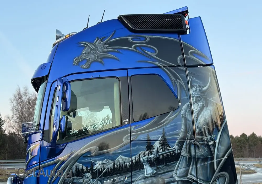 VOLVO FH16 750 Show Truck tuning perfekcyjny stan pełna opcja XL 