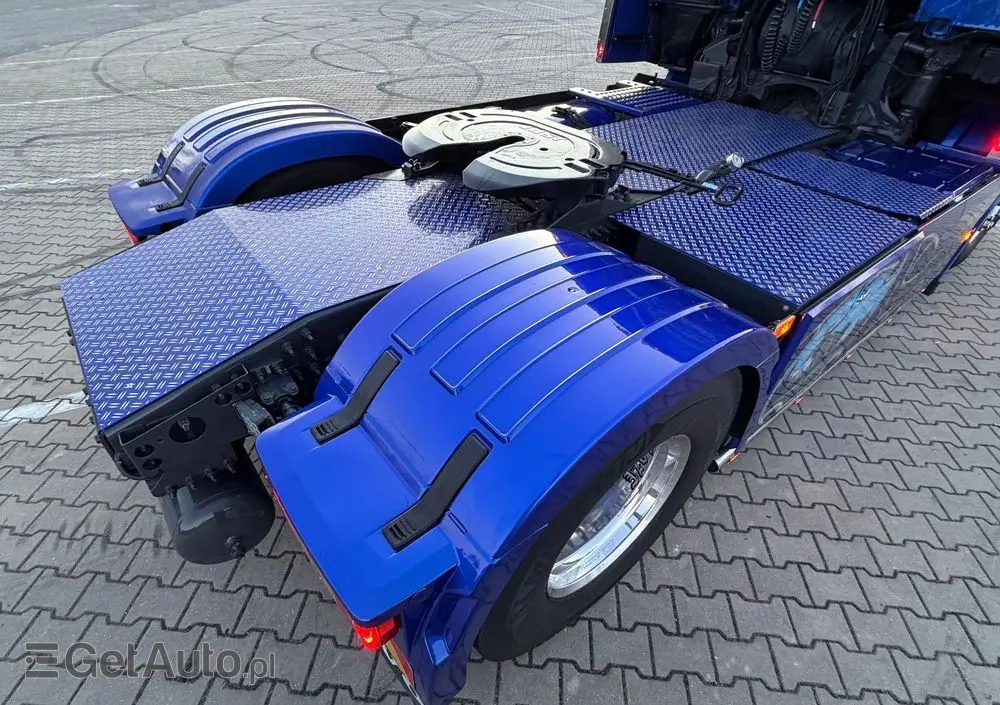 VOLVO FH16 750 Show Truck tuning perfekcyjny stan pełna opcja XL 