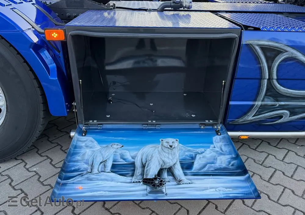 VOLVO FH16 750 Show Truck tuning perfekcyjny stan pełna opcja XL 