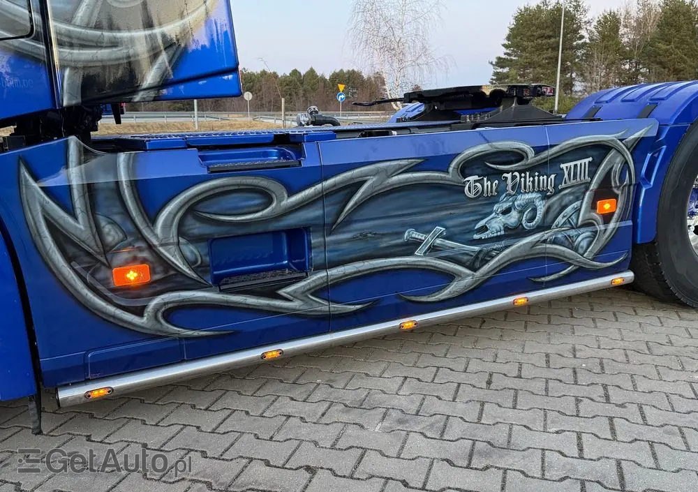 VOLVO FH16 750 Show Truck tuning perfekcyjny stan pełna opcja XL 