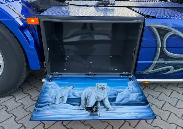 VOLVO FH16 750 Show Truck tuning perfekcyjny stan pełna opcja XL 