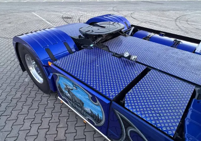 VOLVO FH16 750 Show Truck tuning perfekcyjny stan pełna opcja XL 