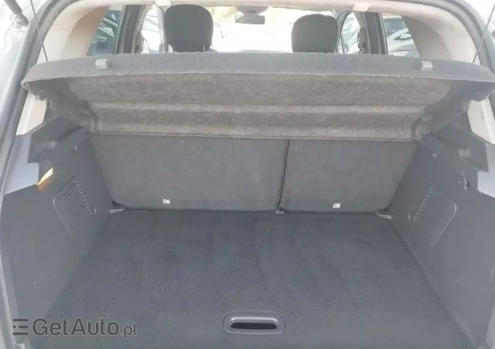 RENAULT Captur ENERGY TCe 120 EDC Luxe