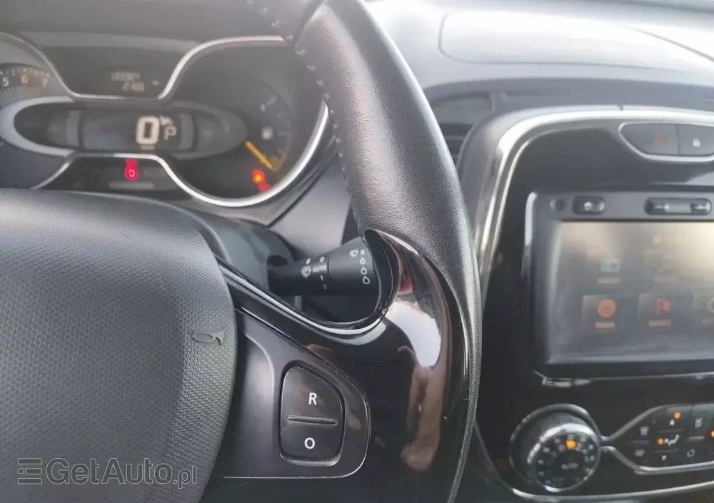 RENAULT Captur ENERGY TCe 120 EDC Luxe