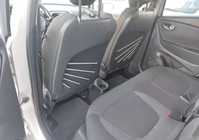 RENAULT Captur ENERGY TCe 120 EDC Luxe