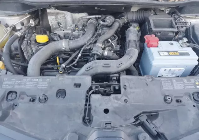 RENAULT Captur ENERGY TCe 120 EDC Luxe