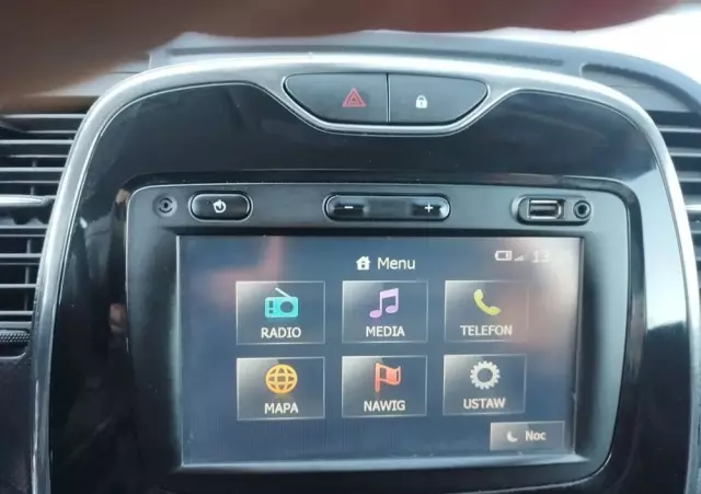 RENAULT Captur ENERGY TCe 120 EDC Luxe