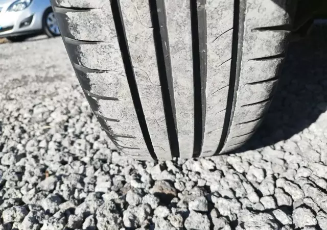 RENAULT Captur ENERGY TCe 120 EDC Luxe